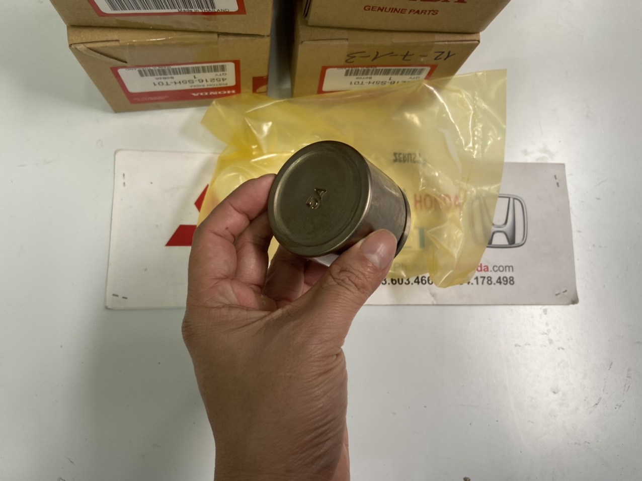 Piston phanh trước xe Honda CIVIC